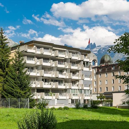 Spirit Apartments - Balkon - Bergsicht - Parkplatz Engelberg Luaran gambar